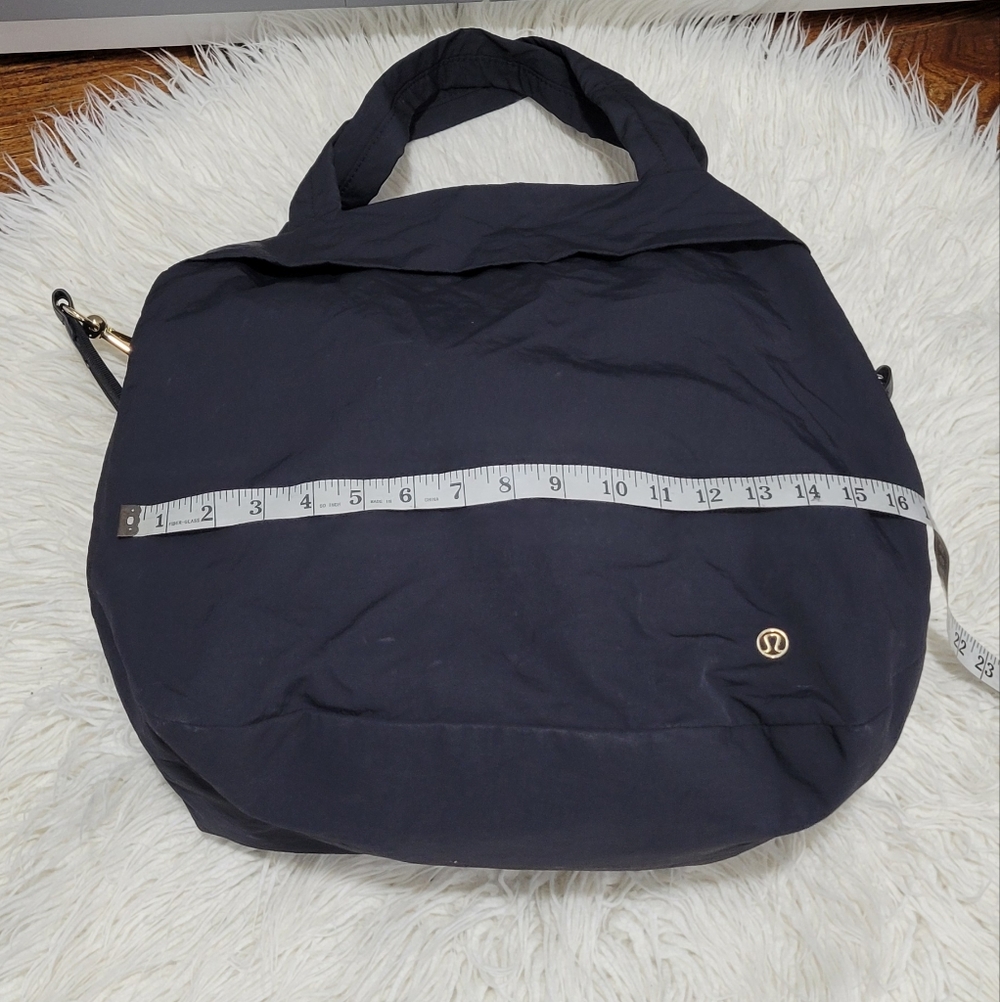 Lululemon  Black Tote Bag - Picture 9 of 10